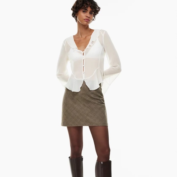 BNWT Aritzia Wilfred Castelo Blouse Size M - Picture 3 of 8